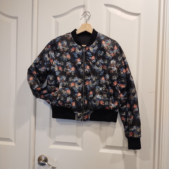 American Eagle Outfitter Reversible Satin Feel Bomber Jacket size Medium - Picture 5 of 8